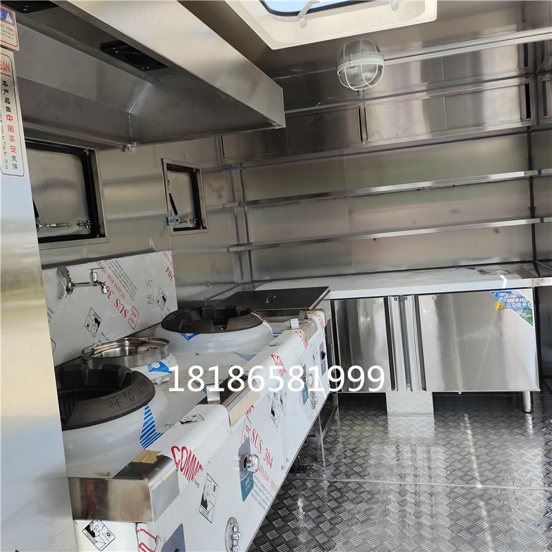 江淮不銹鋼餐飲車 上門服務(wù)家政配餐車工廠直供 可按揭可上藍(lán)牌